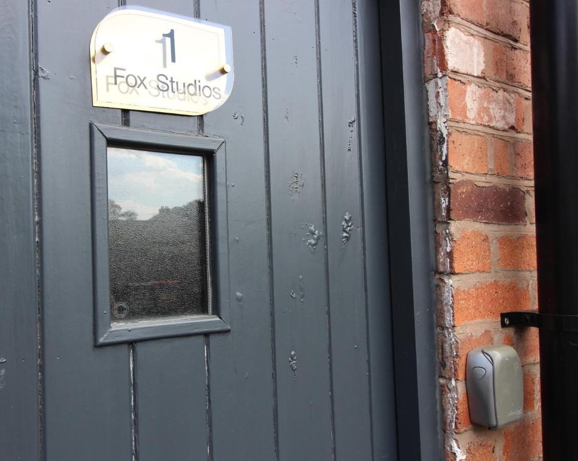 1 Fox Studios Much Wenlock Bagian luar foto