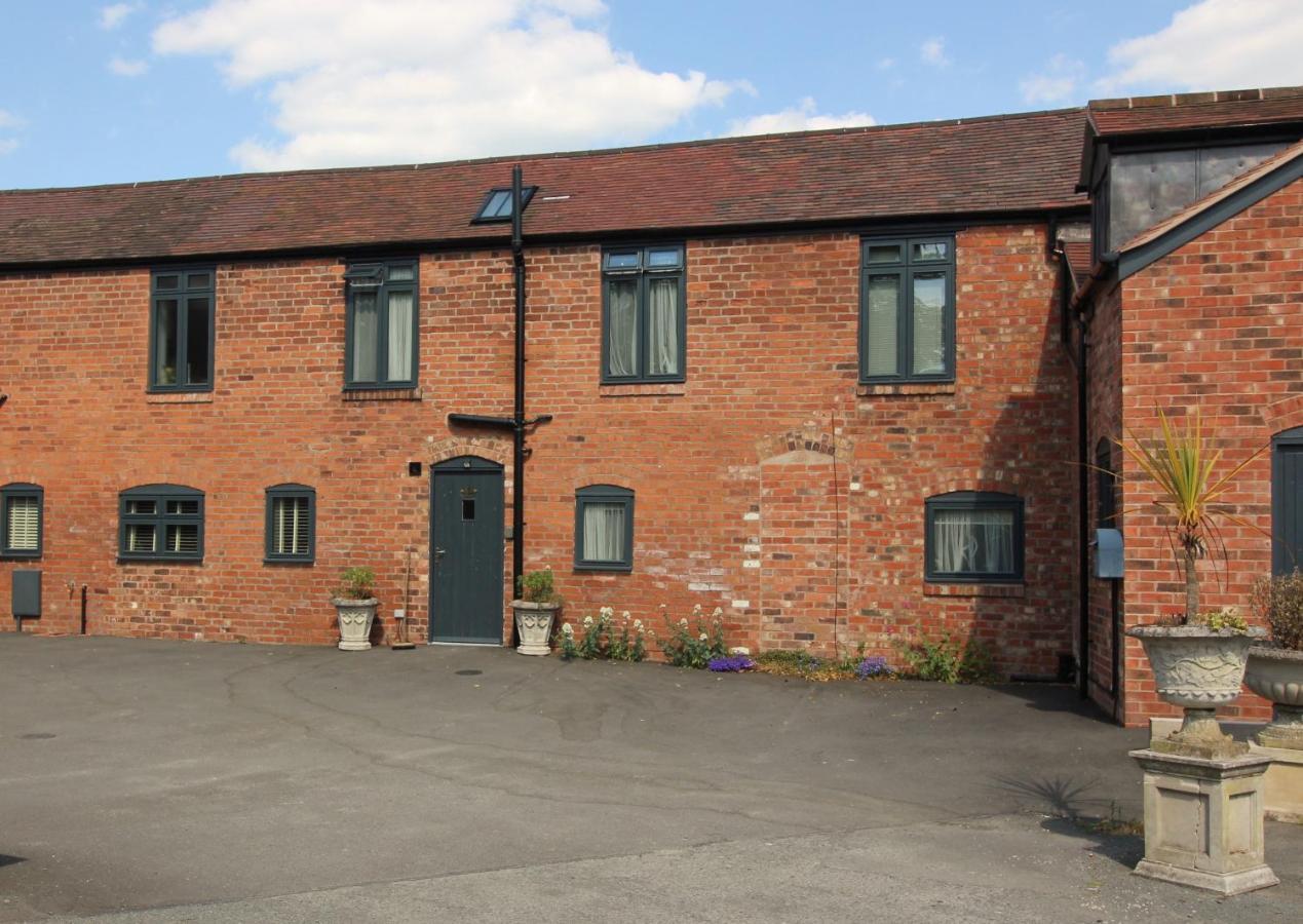 1 Fox Studios Much Wenlock Bagian luar foto